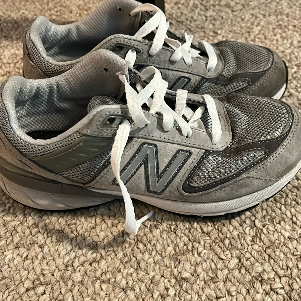 New balance shoes size US 2.5